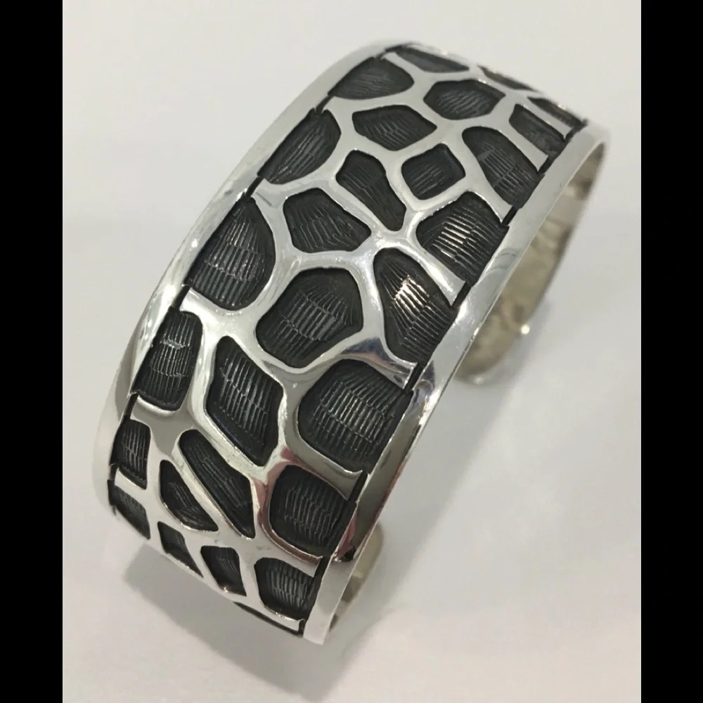 MEXICO 925 Silver Cuff Bracelet - Picture 2 of 5